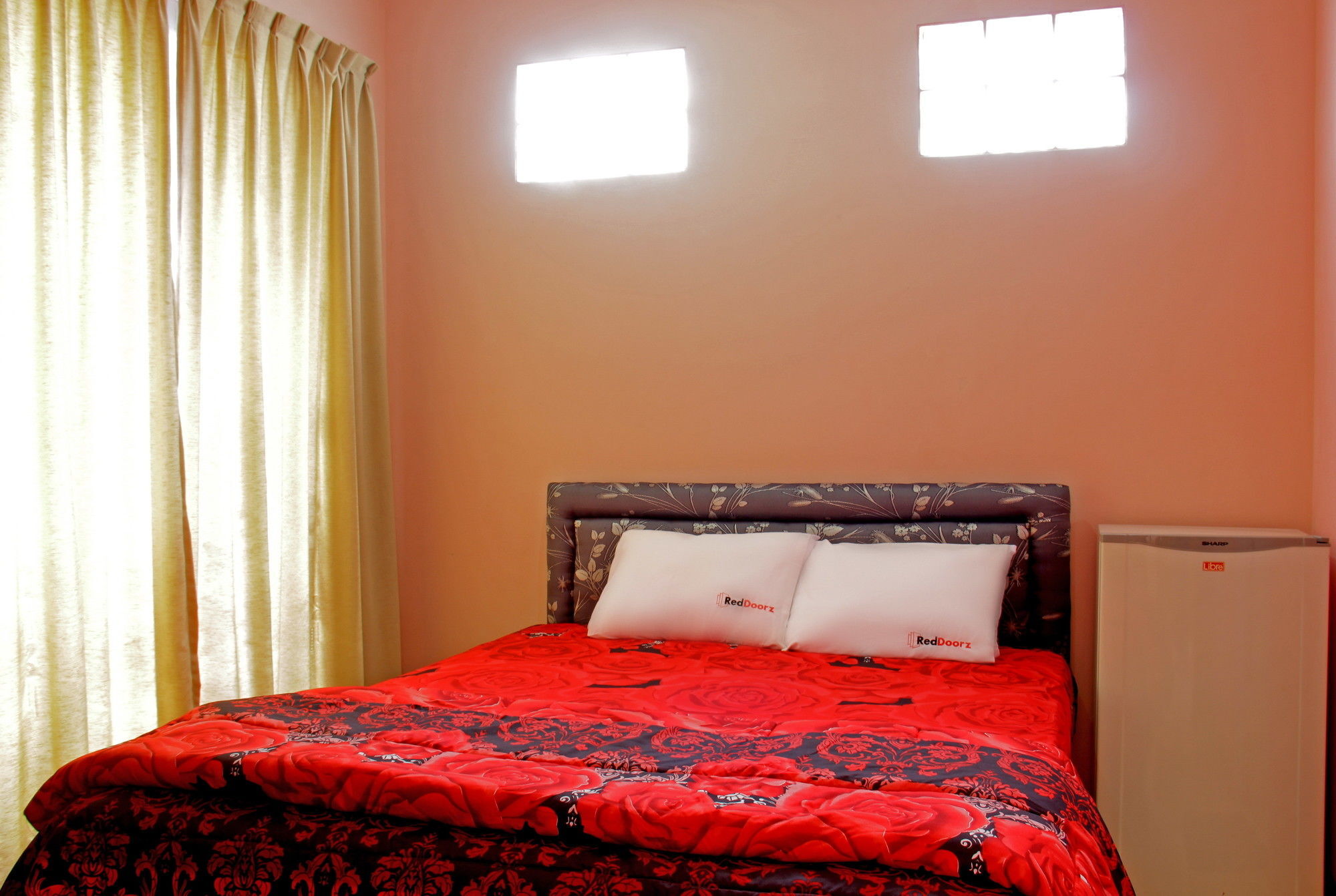 Reddoorz Near Hyperpoint Pasteur Hotel Bandung Kültér fotó